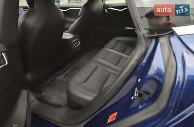 Лифтбек Tesla Model S 2017 в Киеве