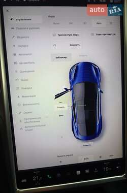 Лифтбек Tesla Model S 2017 в Киеве