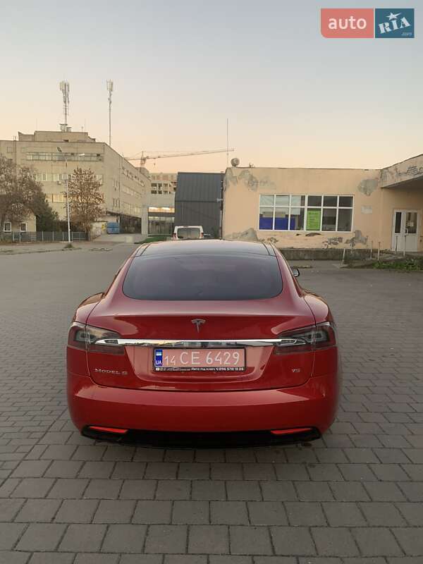 Лифтбек Tesla Model S 2016 в Львове фото 11 Лифтбек Tesla Model S 2016 в Львове