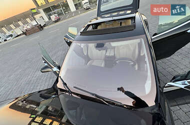 Лифтбек Tesla Model S 2014 в 