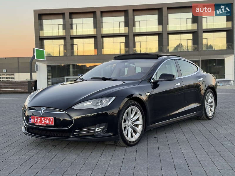 Ліфтбек Tesla Model S 2014 в Львові фото 58 Ліфтбек Tesla Model S 2014 в Львові