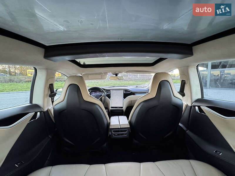 Ліфтбек Tesla Model S 2014 в Львові фото 70 Ліфтбек Tesla Model S 2014 в Львові