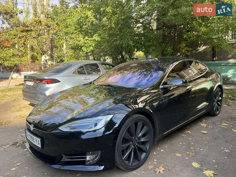 Tesla Model S 2017