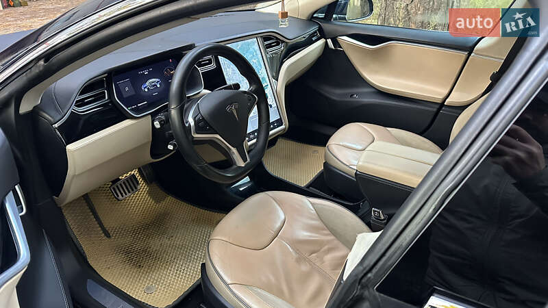 Ліфтбек Tesla Model S 2014 в Києві фото 6 Ліфтбек Tesla Model S 2014 в Києві