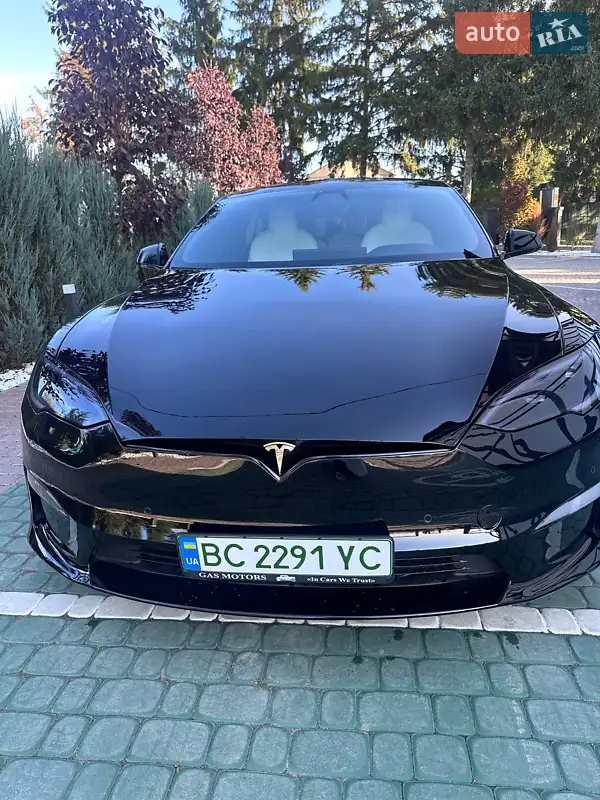 Tesla Model S 2022