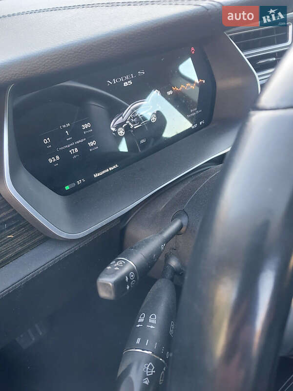 Лифтбек Tesla Model S 2014 в Львове фото 12 Лифтбек Tesla Model S 2014 в Львове