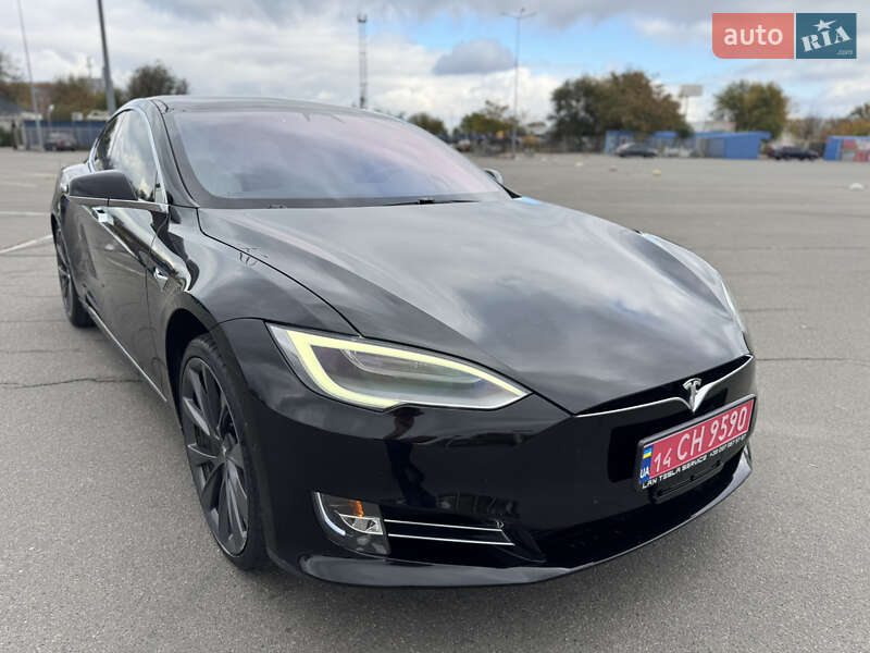 Ліфтбек Tesla Model S 2019 в Дніпрі фото 2 Ліфтбек Tesla Model S 2019 в Дніпрі