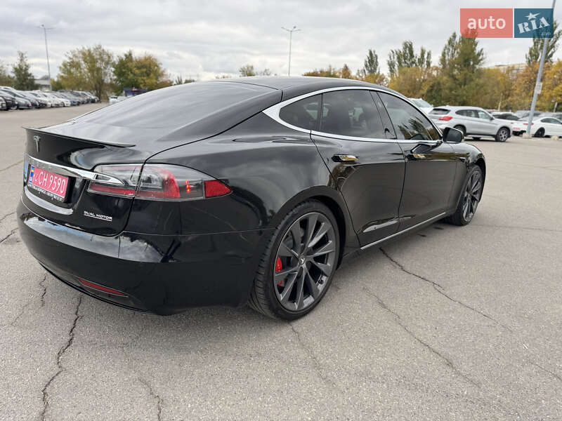 Ліфтбек Tesla Model S 2019 в Дніпрі фото 8 Ліфтбек Tesla Model S 2019 в Дніпрі