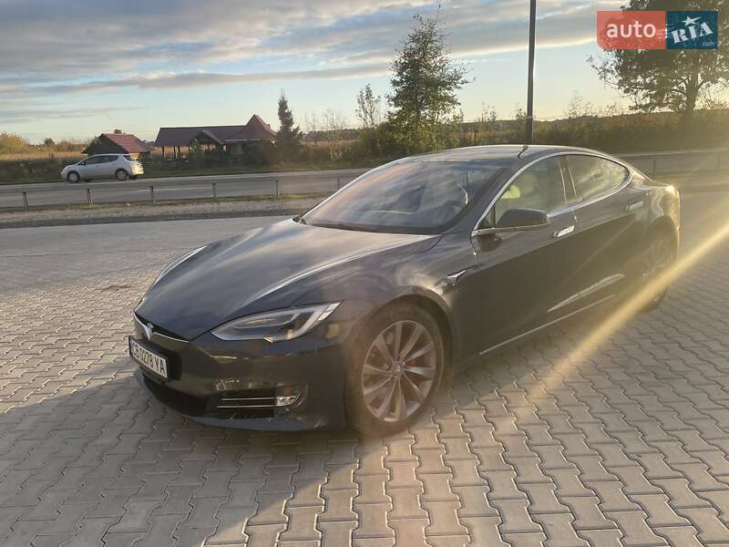 Лифтбек Tesla Model S 2017 в Тернополе фото 6 Лифтбек Tesla Model S 2017 в Тернополе