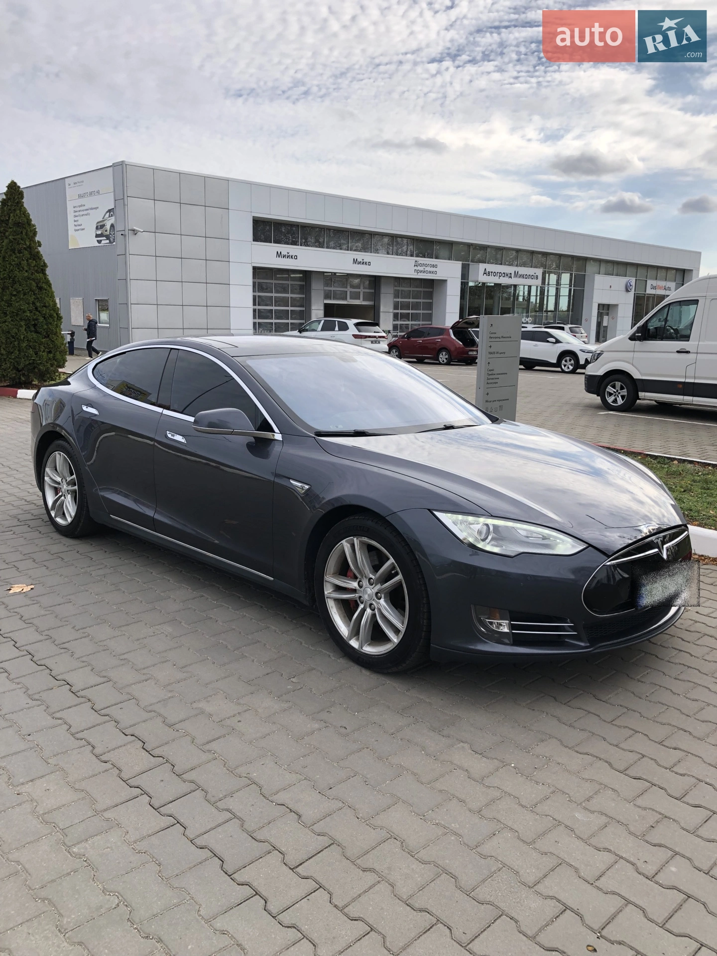 2014 Tesla Model S - мініатюра 17
