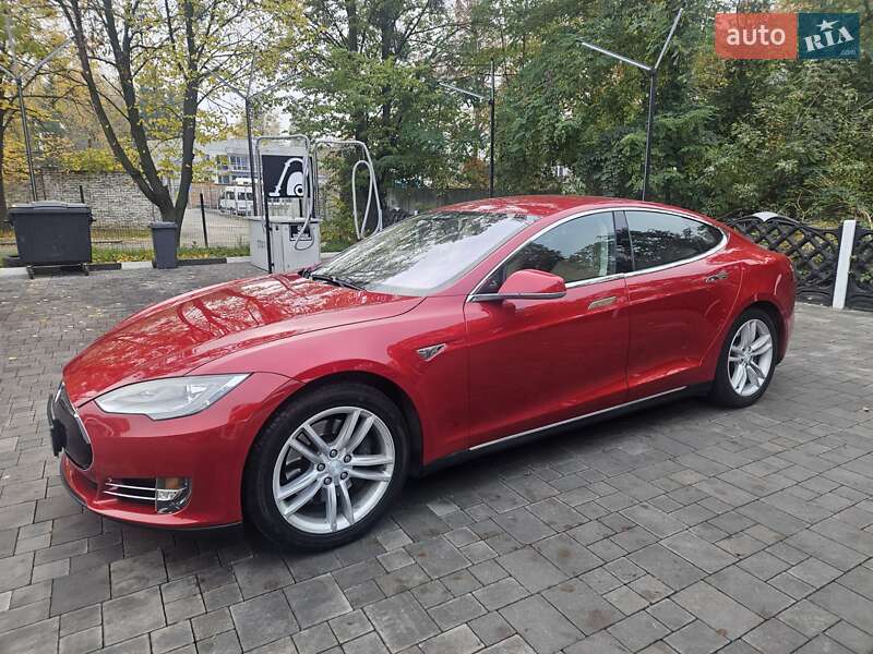 Ліфтбек Tesla Model S 2013 в Рівному фото 9 Ліфтбек Tesla Model S 2013 в Рівному