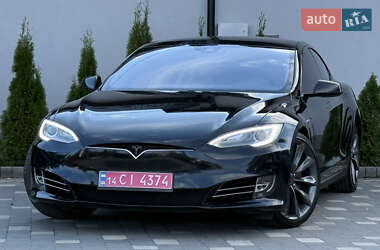 Ліфтбек Tesla Model S 2015 в  фото 8 Ліфтбек Tesla Model S 2015 в