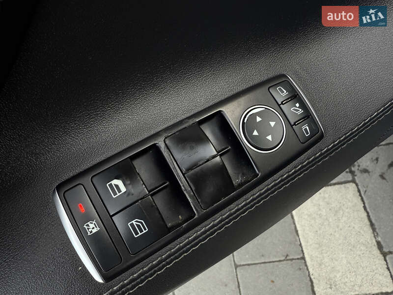 Лифтбек Tesla Model S 2015 в Дрогобыче фото 29 Лифтбек Tesla Model S 2015 в Дрогобыче