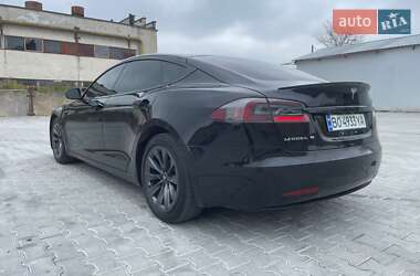 Лифтбек Tesla Model S 2019 в Тернополе