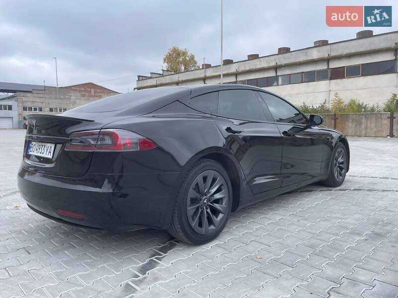 Лифтбек Tesla Model S 2019 в Тернополе