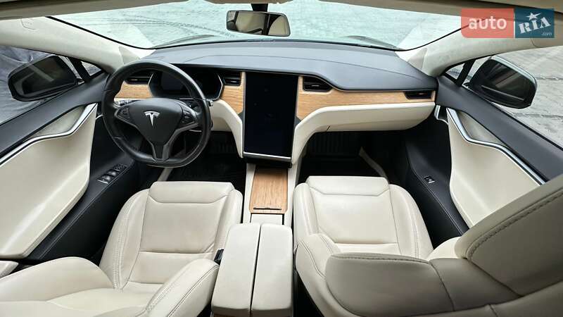 Ліфтбек Tesla Model S 2019 в Тернополі фото 12 Ліфтбек Tesla Model S 2019 в Тернополі