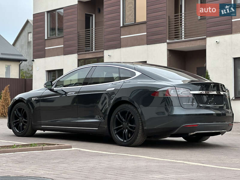 Лифтбек Tesla Model S 2013 в Одессе
