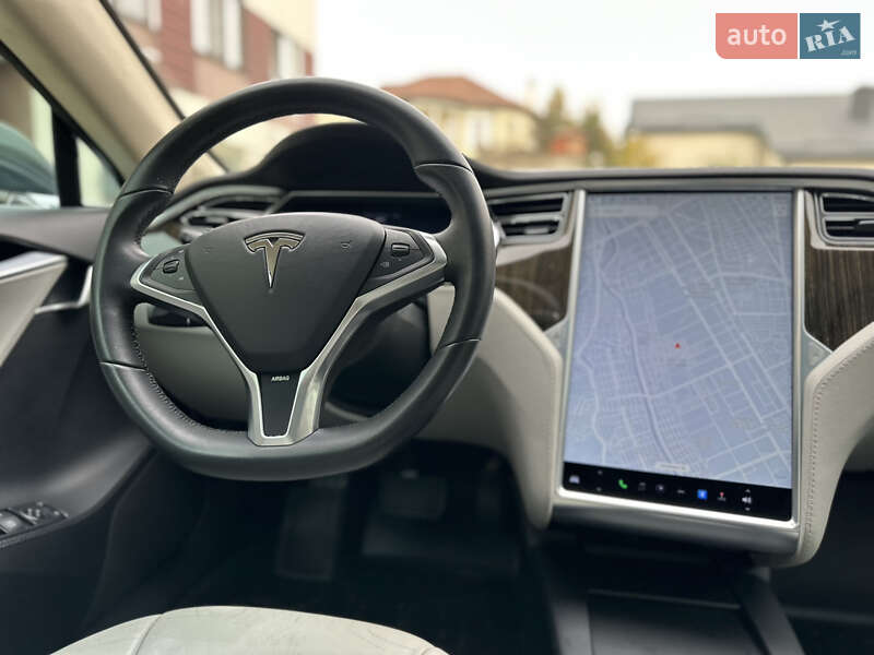 Лифтбек Tesla Model S 2013 в Одессе