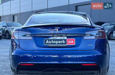 Лифтбек Tesla Model S 2022 в Львове
