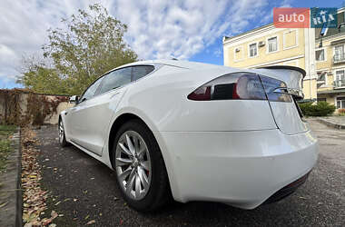 Лифтбек Tesla Model S 2019 в Харькове