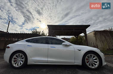 Лифтбек Tesla Model S 2019 в Харькове