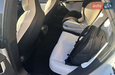 Лифтбек Tesla Model S 2019 в Харькове