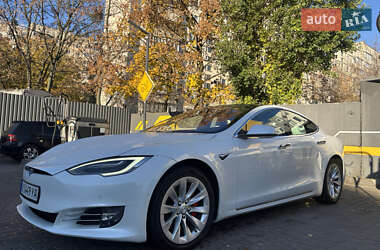 Лифтбек Tesla Model S 2019 в Харькове