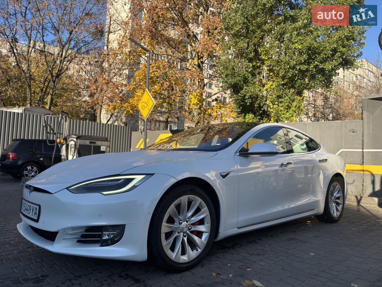 2019 Tesla Model S - мініатюра 12