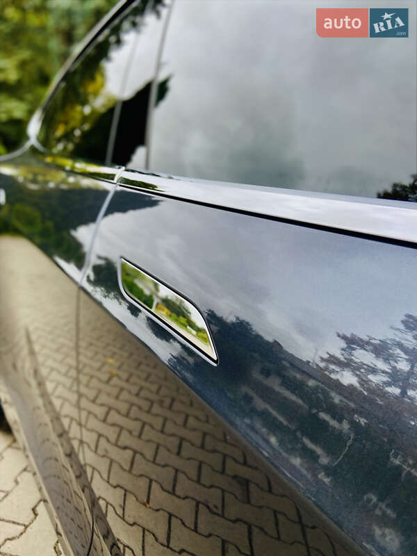 Лифтбек Tesla Model S 2016 в Луцке фото 8 Лифтбек Tesla Model S 2016 в Луцке