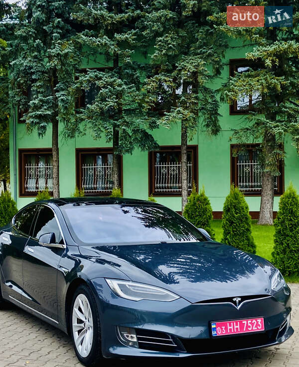 Лифтбек Tesla Model S 2016 в Луцке фото 9 Лифтбек Tesla Model S 2016 в Луцке