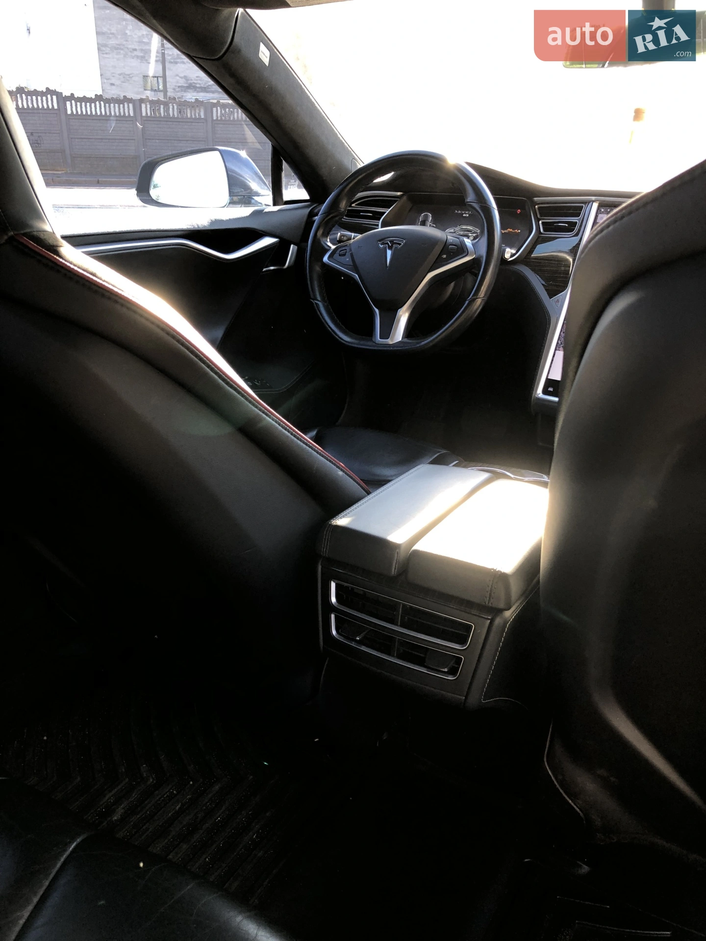 2014 Tesla Model S - мініатюра 47