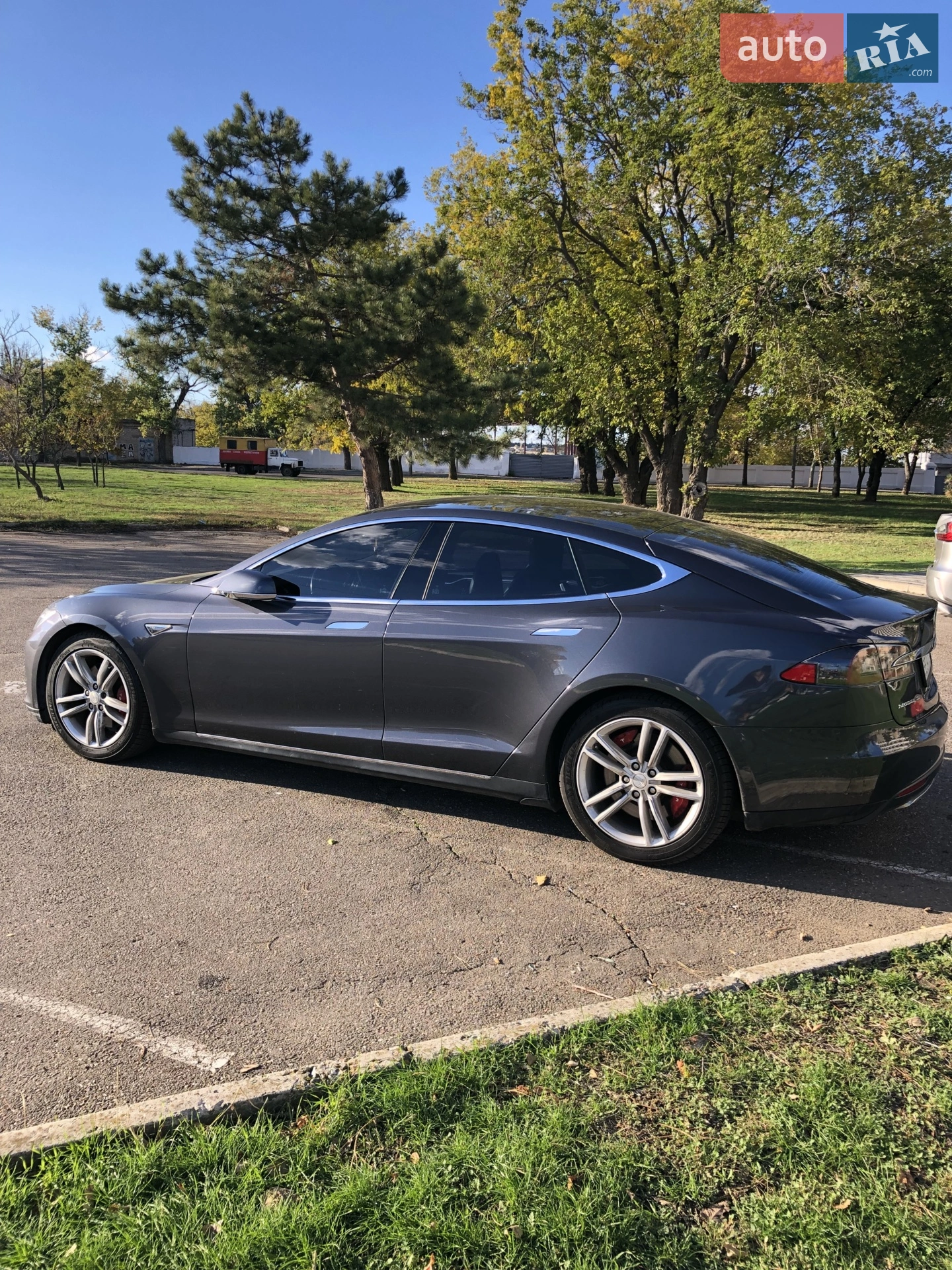 2014 Tesla Model S - мініатюра 5