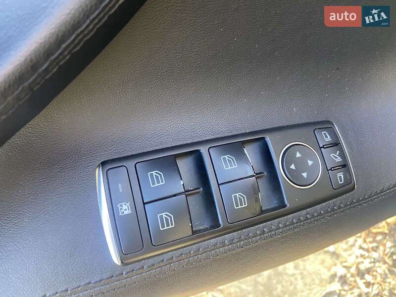 Ліфтбек Tesla Model S 2014 в Хмельницькому