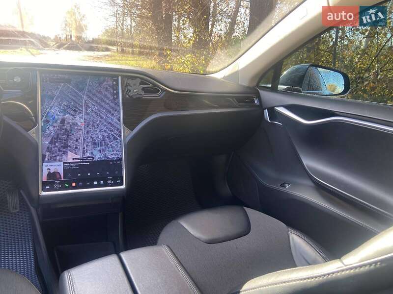 Ліфтбек Tesla Model S 2014 в Хмельницькому