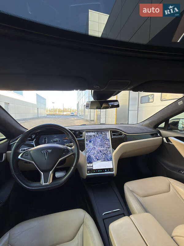 Ліфтбек Tesla Model S 2016 в Києві фото 15 Ліфтбек Tesla Model S 2016 в Києві
