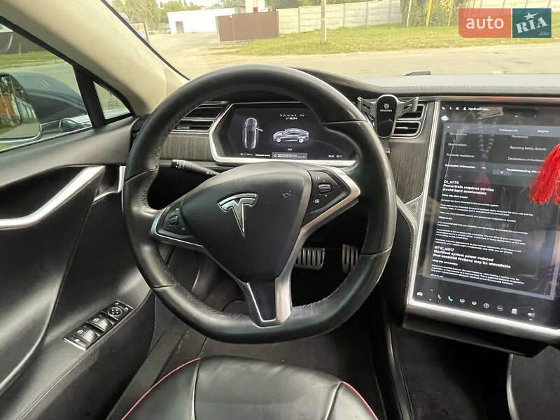 Лифтбек Tesla Model S 2013 в Кременчуге фото 22 Лифтбек Tesla Model S 2013 в Кременчуге