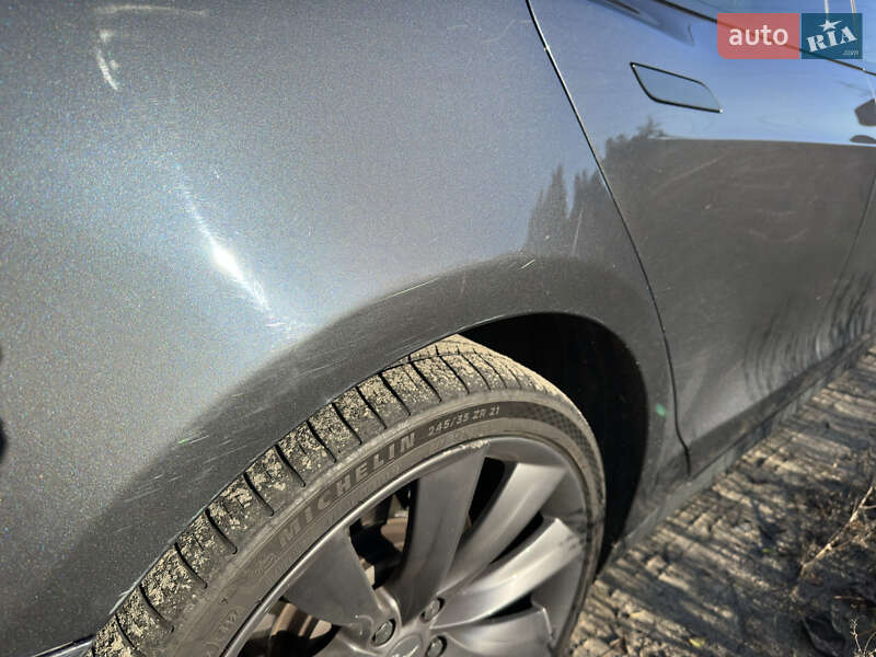 Лифтбек Tesla Model S 2014 в Вышгороде фото 11 Лифтбек Tesla Model S 2014 в Вышгороде