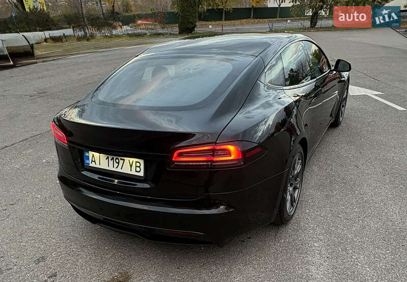 Лифтбек Tesla Model S 2022 в Белой Церкви
