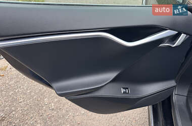 Лифтбек Tesla Model S 2014 в Одессе
