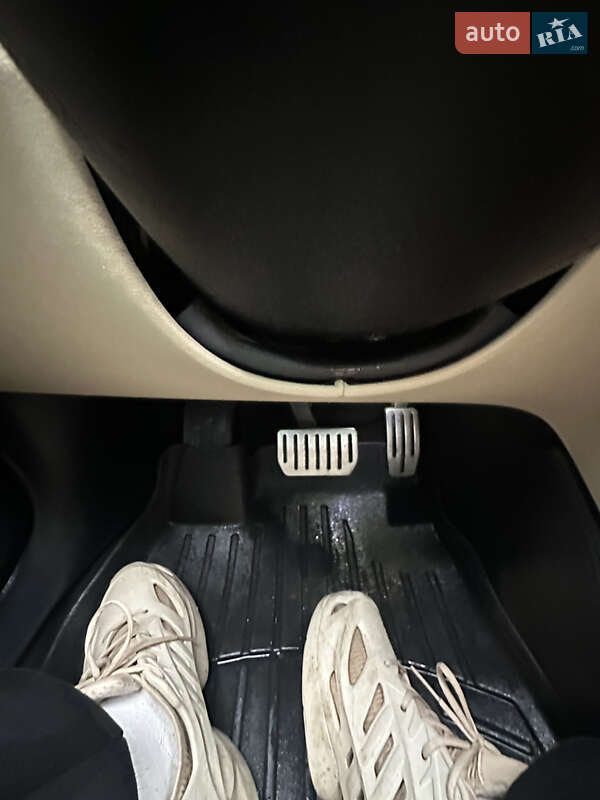 Лифтбек Tesla Model S 2013 в Харькове