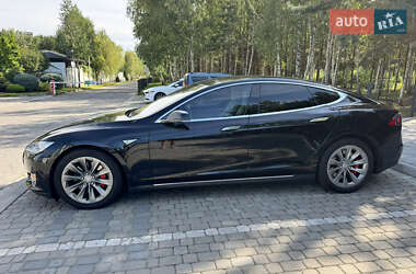 Ліфтбек Tesla Model S 2015 в Києві