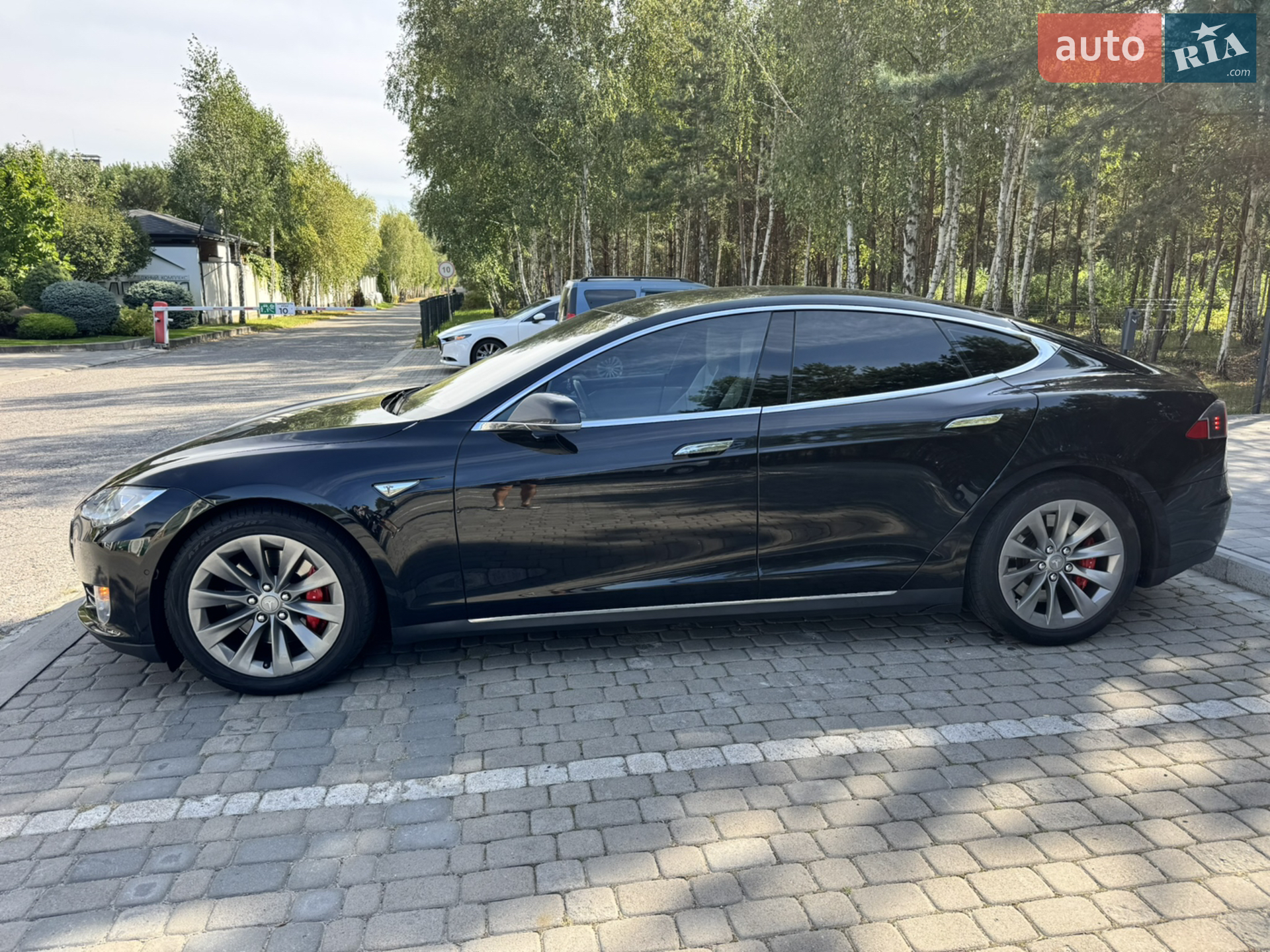 2015 Tesla Model S - мініатюра 2