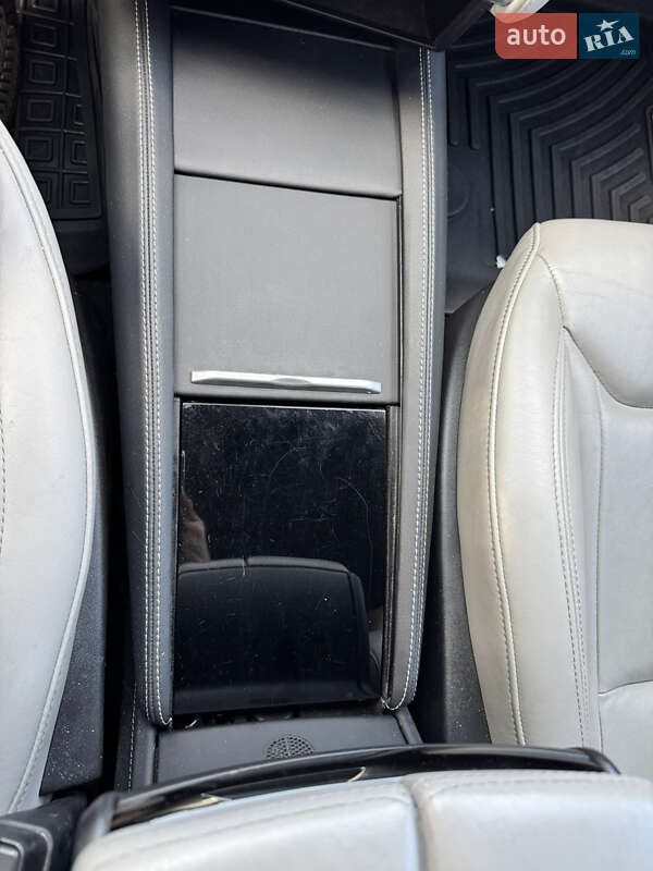 Ліфтбек Tesla Model S 2015 в Києві фото 14 Ліфтбек Tesla Model S 2015 в Києві