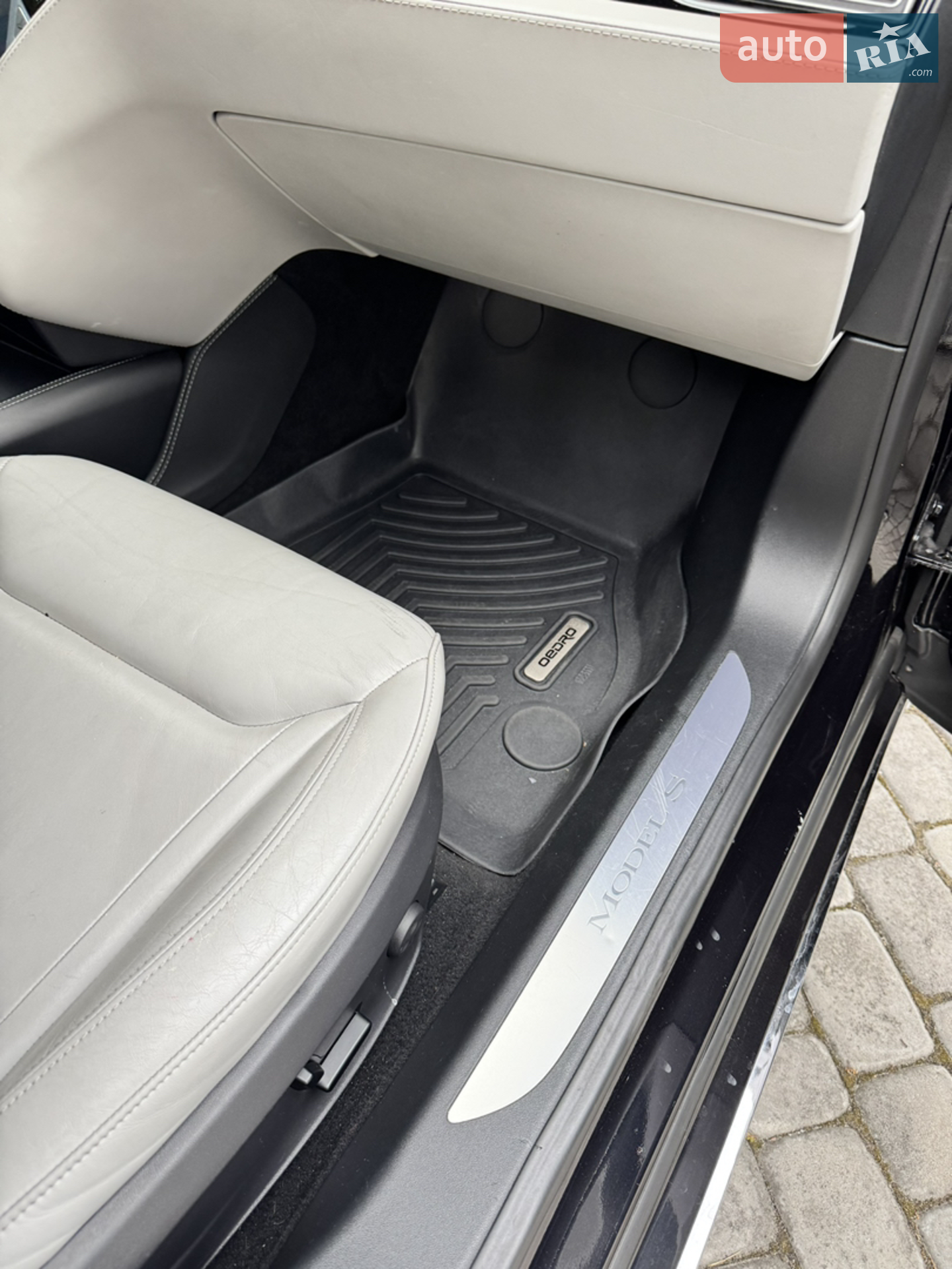 2015 Tesla Model S - мініатюра 30
