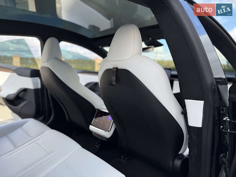Ліфтбек Tesla Model S 2024 в Дрогобичі фото 118 Ліфтбек Tesla Model S 2024 в Дрогобичі