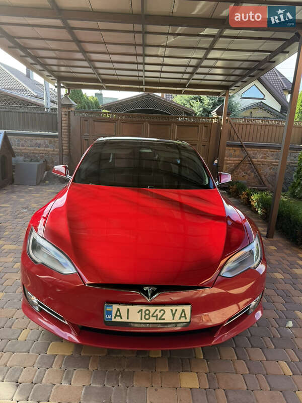 Ліфтбек Tesla Model S 2016 в Білій Церкві