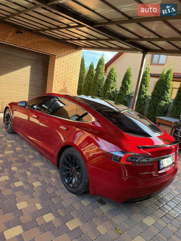 Ліфтбек Tesla Model S 2016 в Білій Церкві