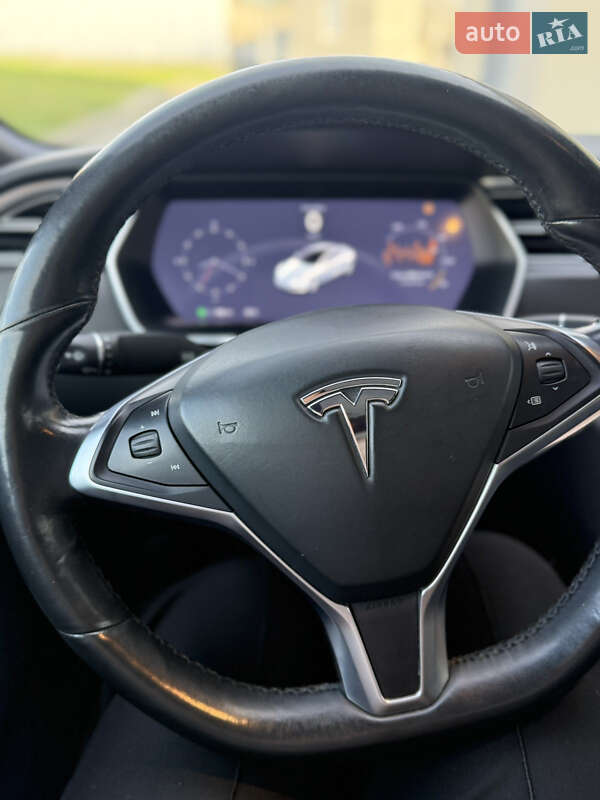 Ліфтбек Tesla Model S 2017 в Радехові фото 17 Ліфтбек Tesla Model S 2017 в Радехові