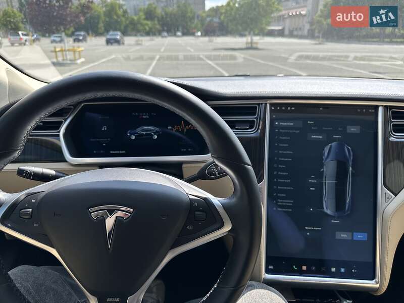 Лифтбек Tesla Model S 2013 в Киеве фото 21 Лифтбек Tesla Model S 2013 в Киеве