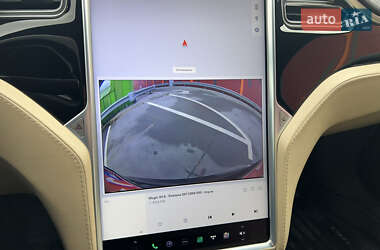 Ліфтбек Tesla Model S 2015 в Києві